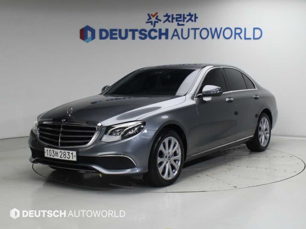 벤츠 E 클래스 E220d 익스클루시브 사진