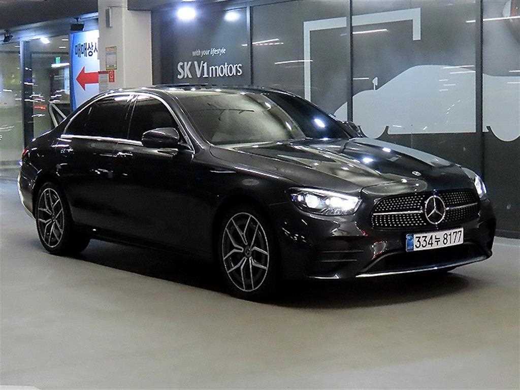 벤츠 E 클래스 E220d 4MATIC AMG라인 사진