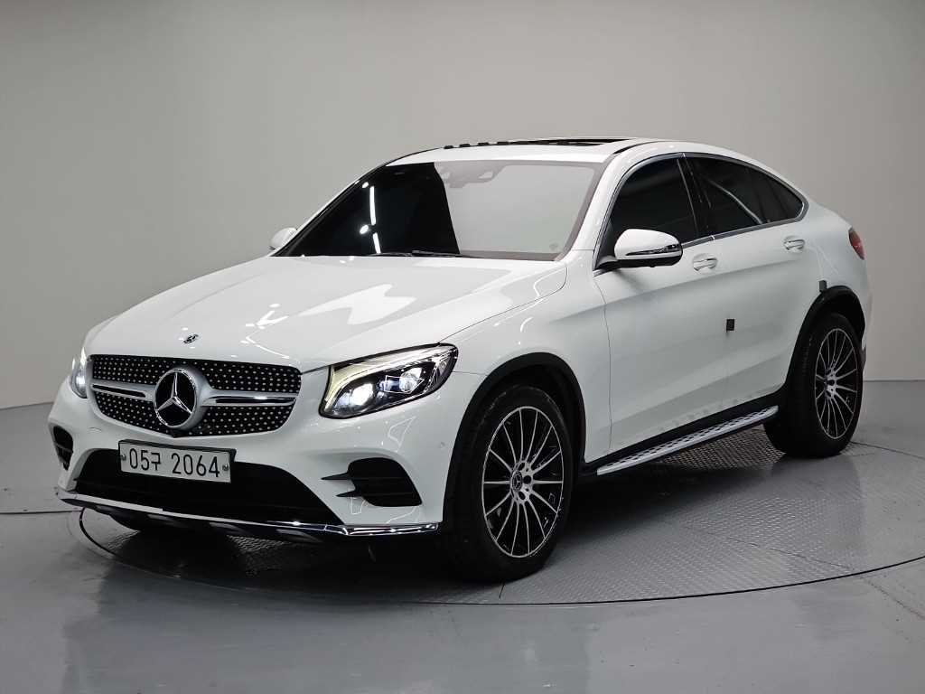 벤츠 GLC 클래스 GLC 300 4MATIC 쿠페 사진