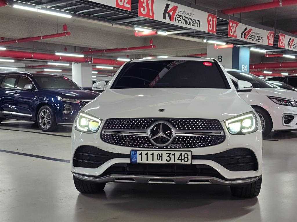 벤츠 GLC 클래스 GLC 300 4MATIC 프리미엄 쿠페 사진 2/20