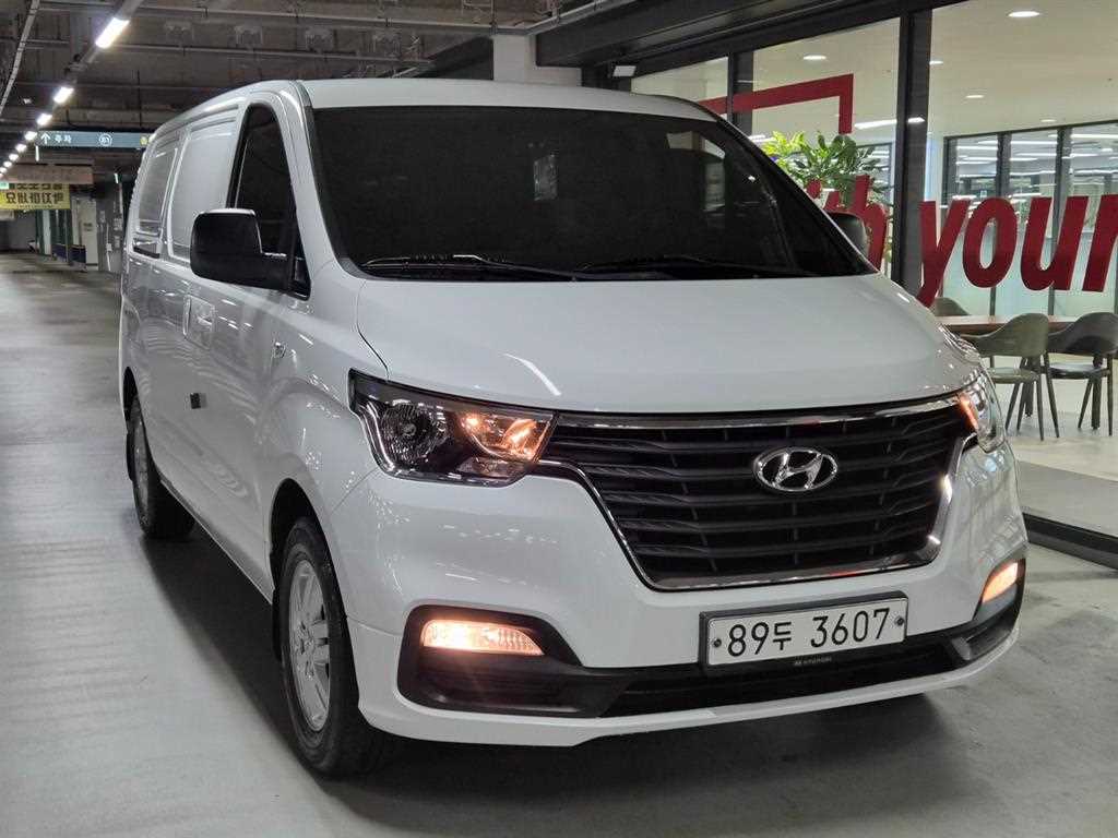 현대 스타렉스 2WD 밴 3인승 스마트 사진