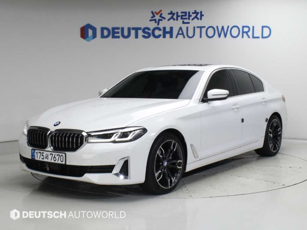 BMW 5시리즈 523d 럭셔리 사진