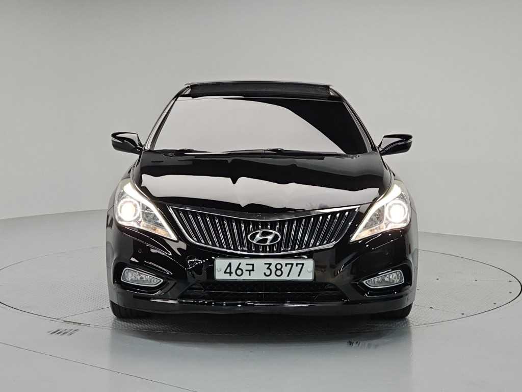 현대 그랜저 HG240 LUXURY 사진 2/19