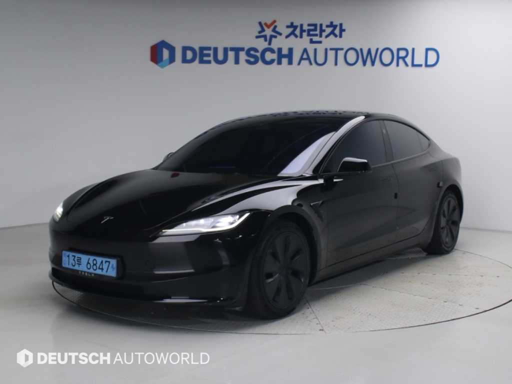 테슬라 모델 3 롱 레인지 사진