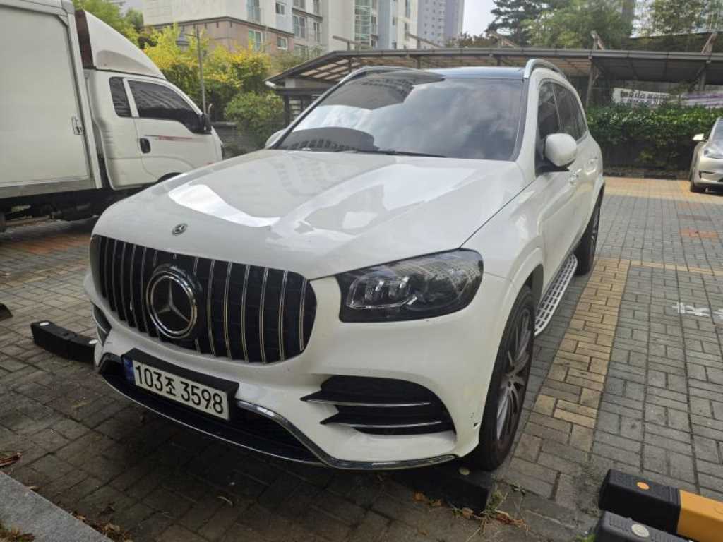 벤츠 GLS 클래스 GLS 580 4MATIC 사진 2/13