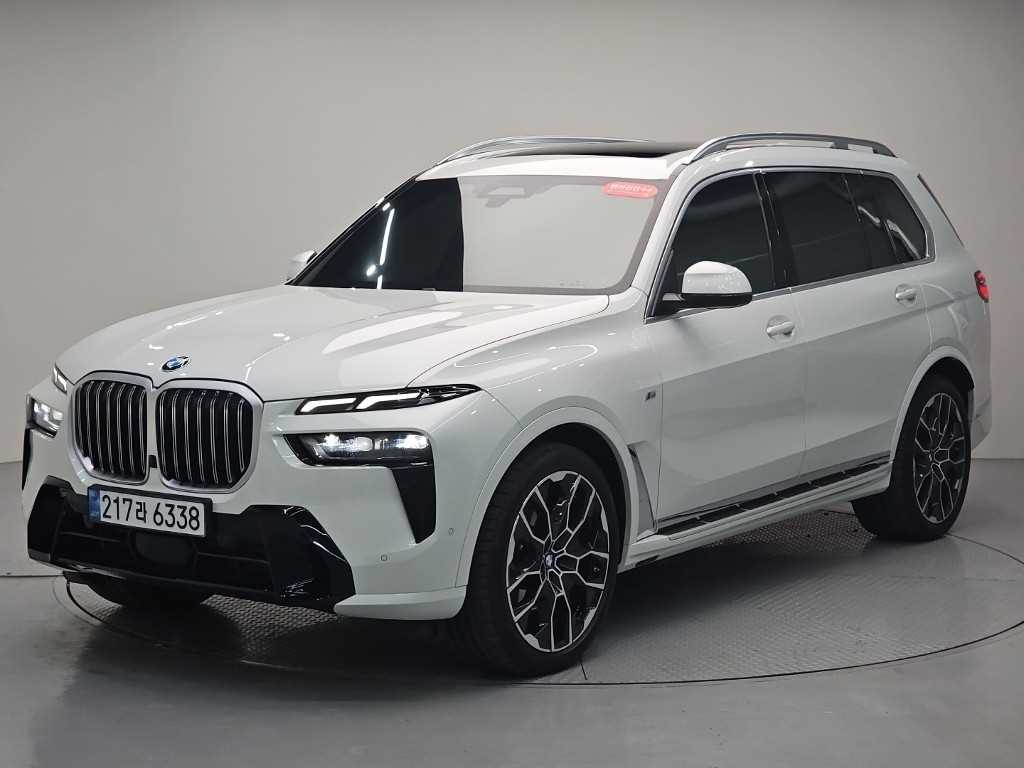 BMW X7 xDrive 40i M 스포츠 사진
