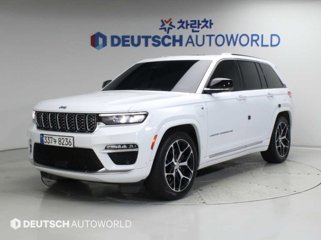 지프 체로키 2.0 4xe 서밋 리저브 사진