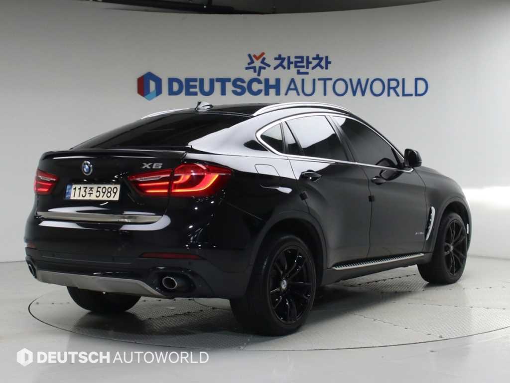 BMW X6 xDrive 30d 사진 2/20