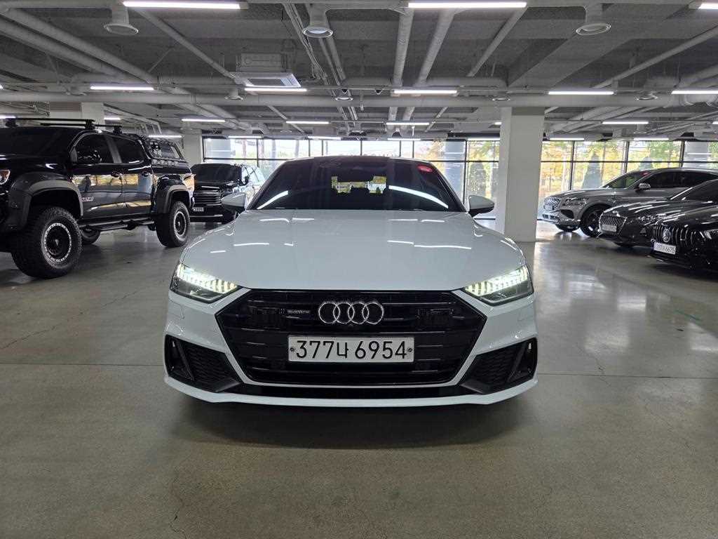 아우디 A7 55 TFSI 콰트로 프리미엄 사진