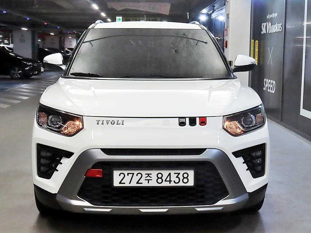 KGM 티볼리 2WD 가솔린 1.6 V1 사진 2/20