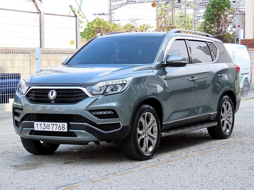 KGM 렉스턴 디젤 2.2 4WD 럭셔리 사진 2/20