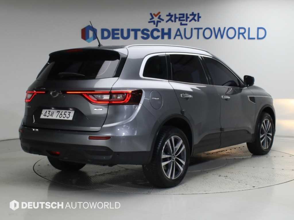 르노코리아 QM6 디젤 2WD RE 사진 2/20