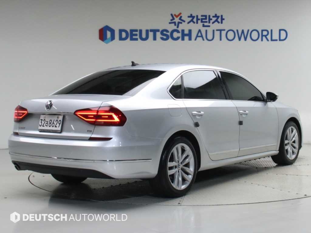 폭스바겐 파사트 2.0 TSI 사진 2/20