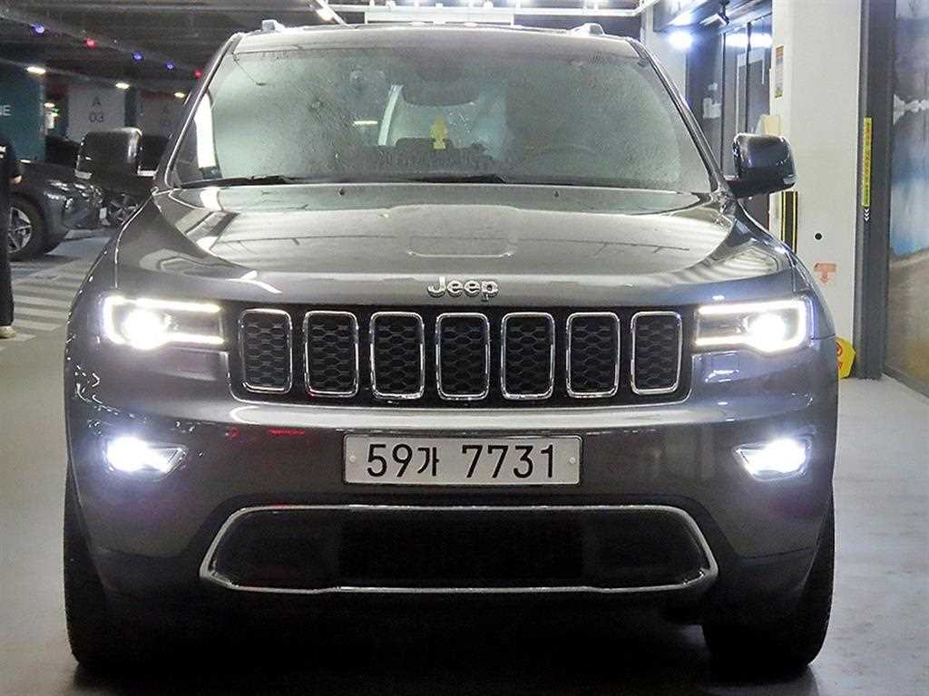 지프 체로키 3.6 리미티드 사진