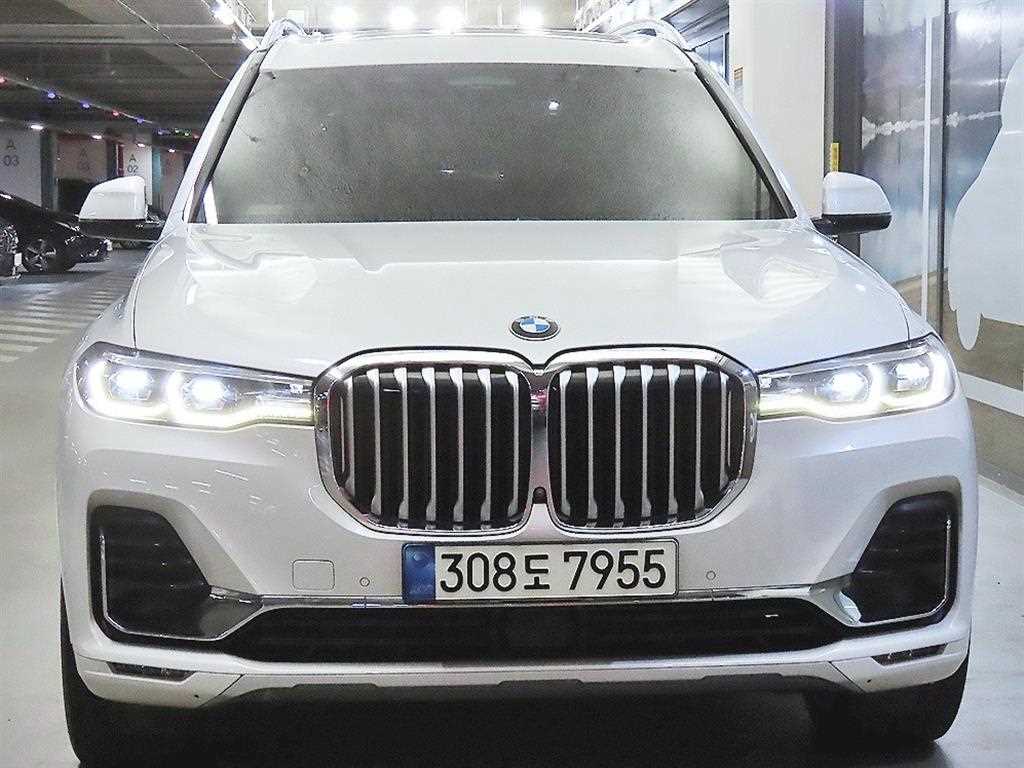 BMW X7 xDrive 40i M 스포츠 사진 2/20