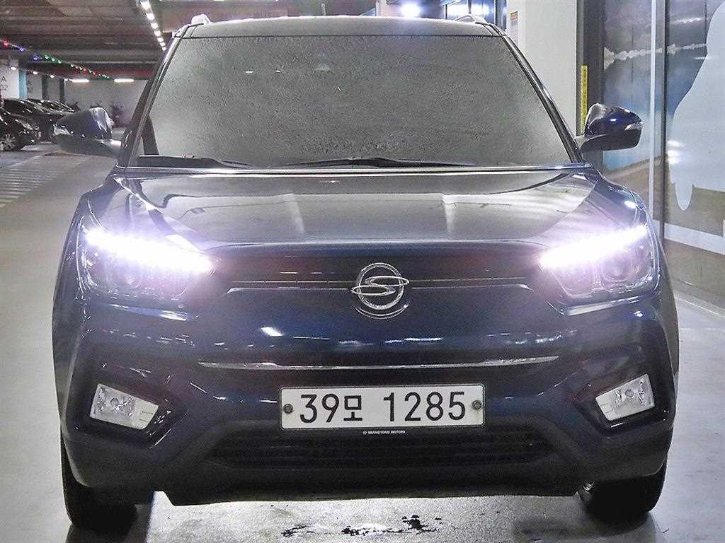 KGM 티볼리 2WD 가솔린 VX 사진 2/19