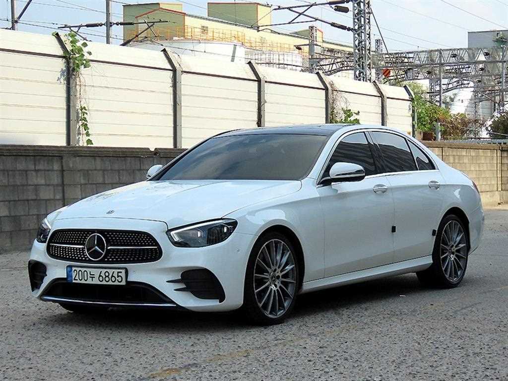 벤츠 E 클래스 E350 4MATIC 아방가르드 사진 2/20