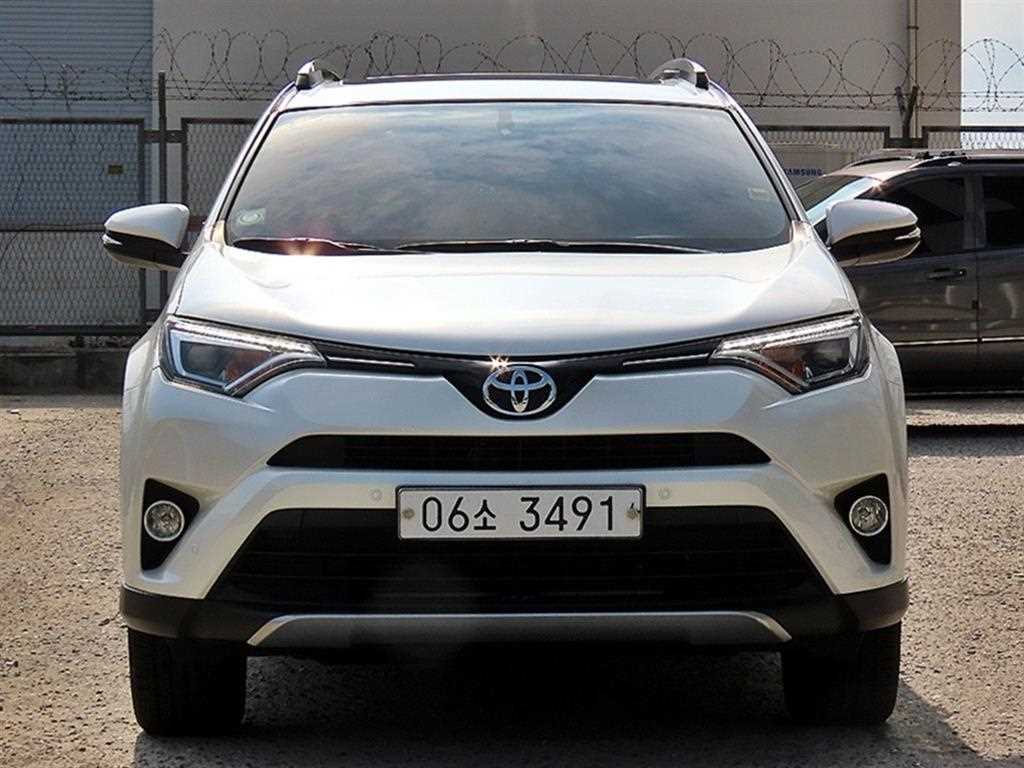 토요타 라브4 2.5 2WD 사진