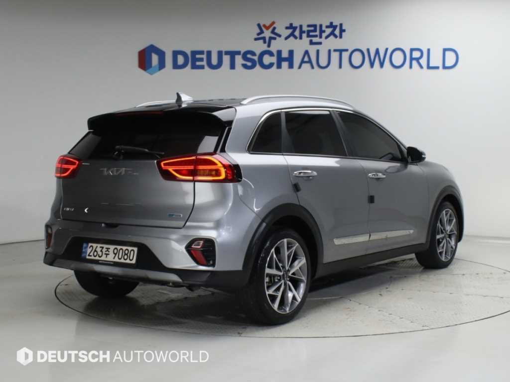 기아 니로 1.6 HEV 시그니처 사진 2/20