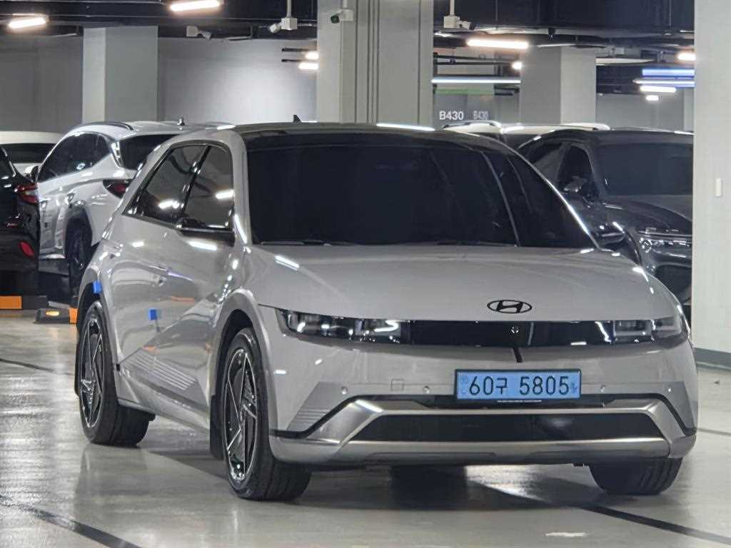 현대 아이오닉 5 롱 레인지 4WD 프레스티지 사진 2/20