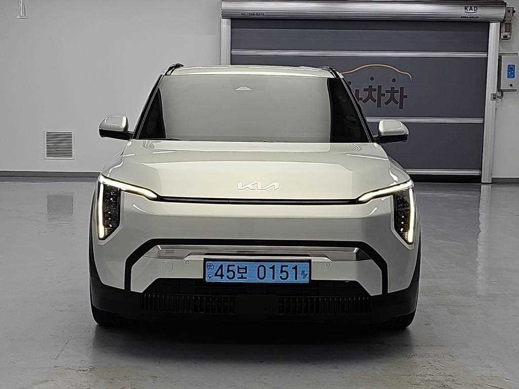 기아 EV3 롱레인지 2WD 어스 사진 2/20