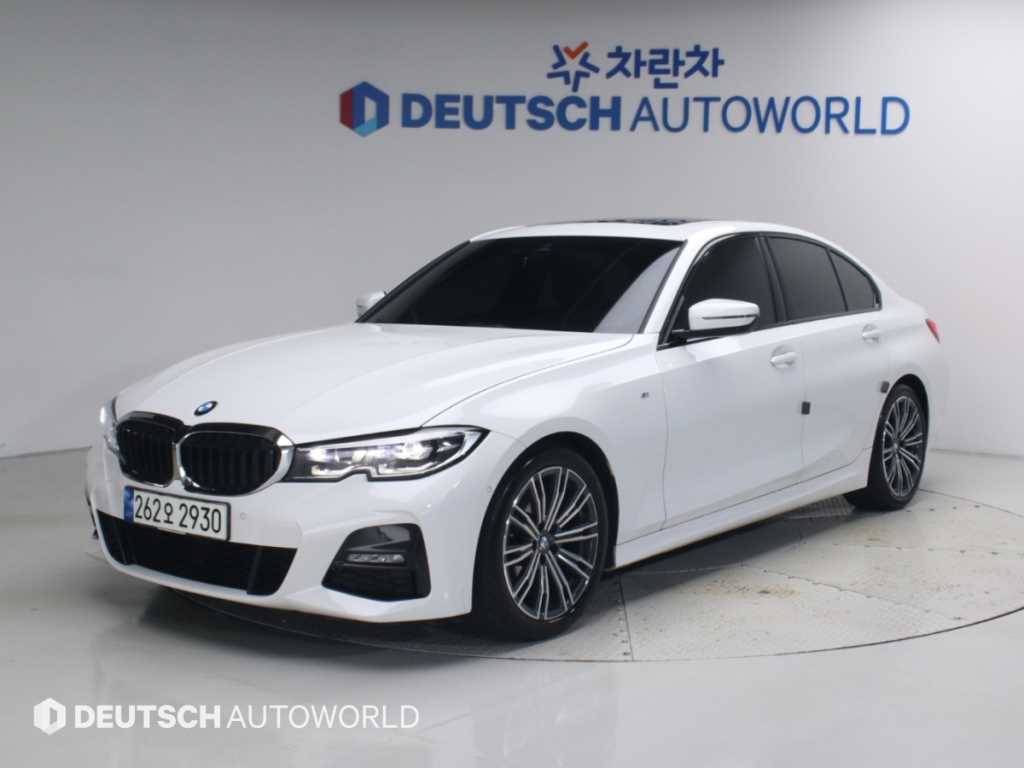 BMW 3시리즈 320i M 스포츠 사진