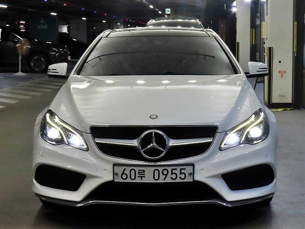 벤츠 E 클래스 E200 쿠페 사진 2/19