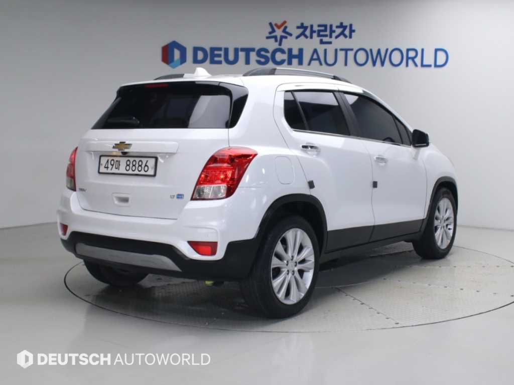 쉐보레 트랙스 디젤 1.6 LT 코어 사진 2/20