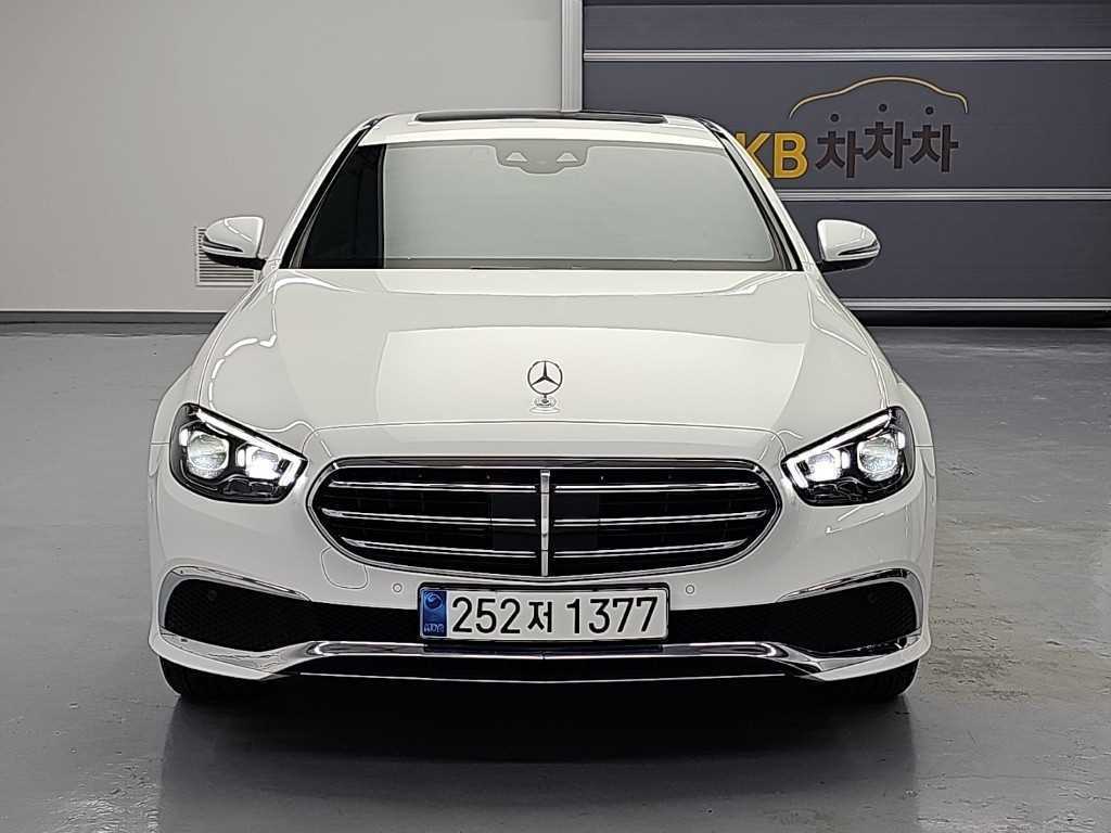 벤츠 E 클래스 E250 익스클루시브 사진 2/20