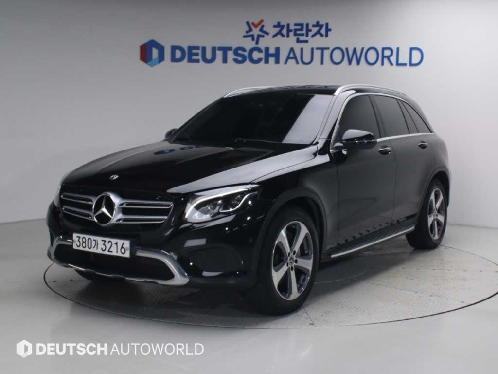 벤츠 GLC 클래스 GLC 300 4MATIC 사진