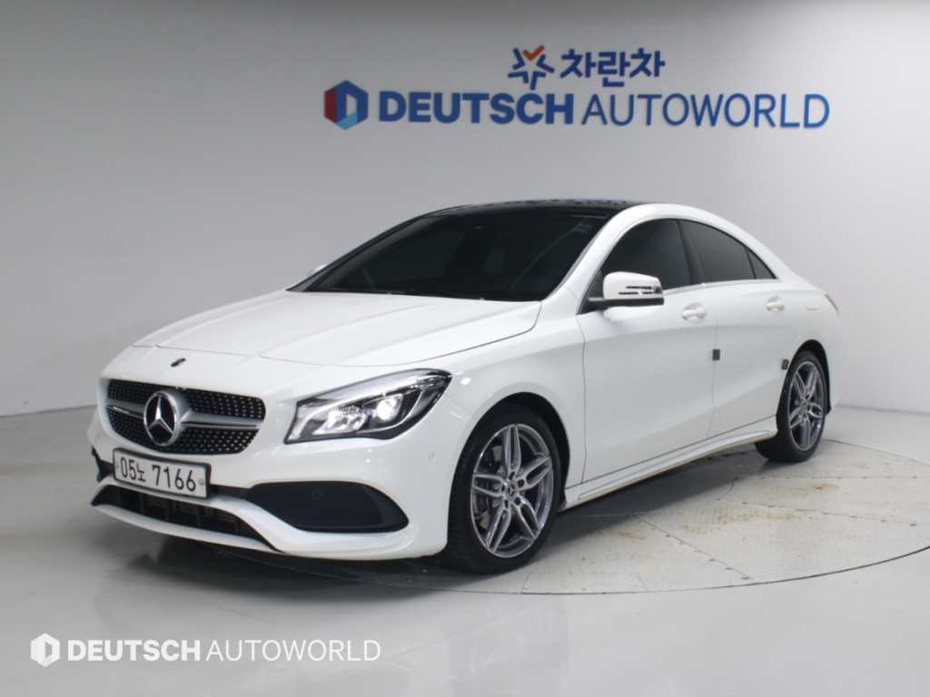 벤츠 CLA 클래스 CLA 220 AMG LINE 사진