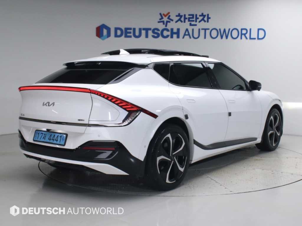 기아 EV6 롱레인지 AWD GT Line 사진 2/20