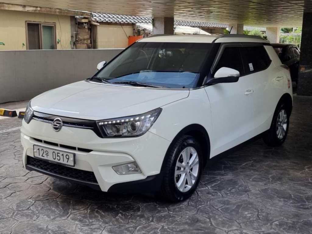 KGM 티볼리 가솔린 2WD 1.6 VX 사진 2/20