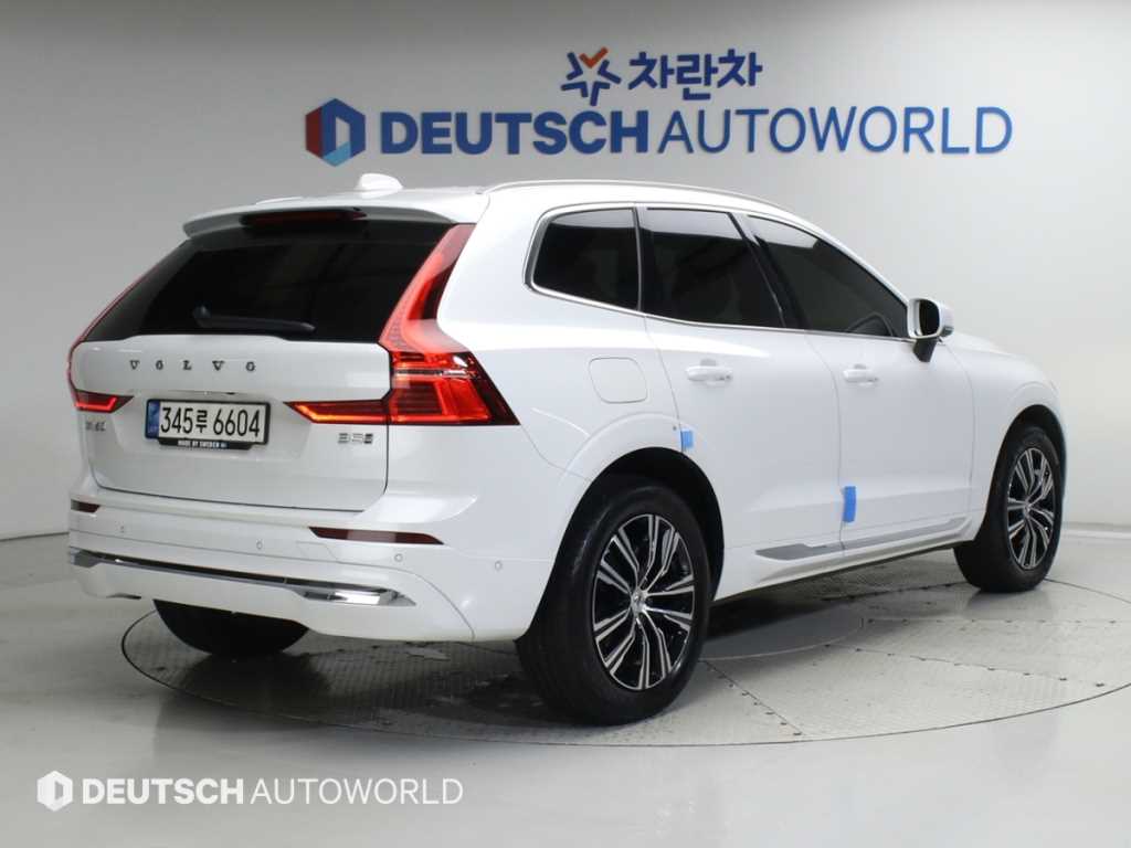볼보 XC60 B5 AWD 인스크립션 사진 2/20