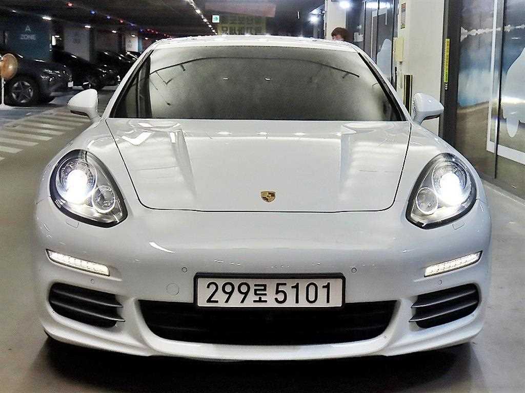 포르쉐 파나메라 3.6 AWD 사진 2/20