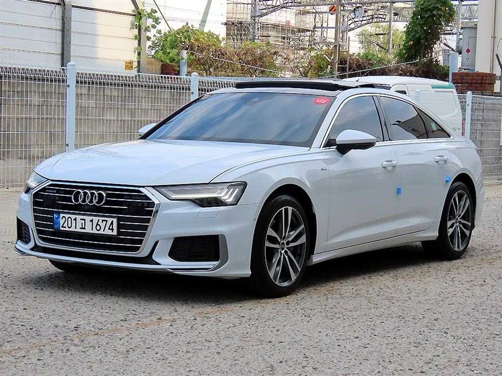 아우디 A6 45 TFSI 콰트로 프리미엄 사진 2/20