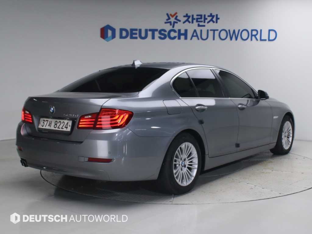 BMW 5시리즈 520d 사진 2/20