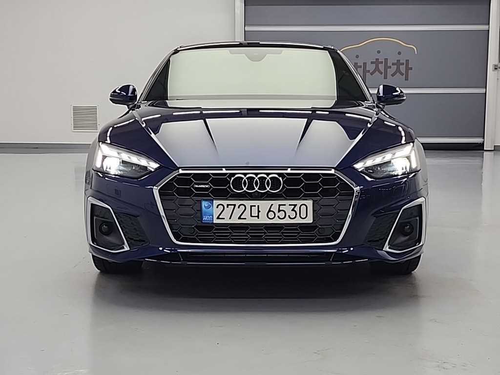 아우디 A5 40 TFSI 콰트로 스포트백 사진 2/19