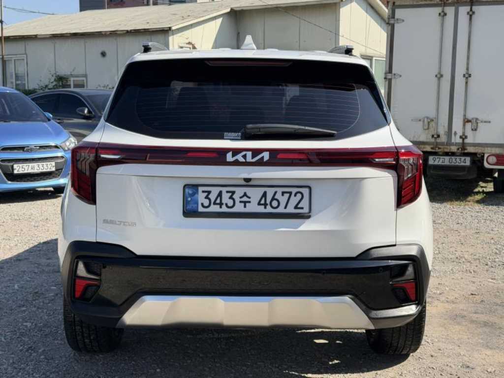 기아 셀토스 가솔린 1.6 터보 2WD 시그니처 사진 2/20