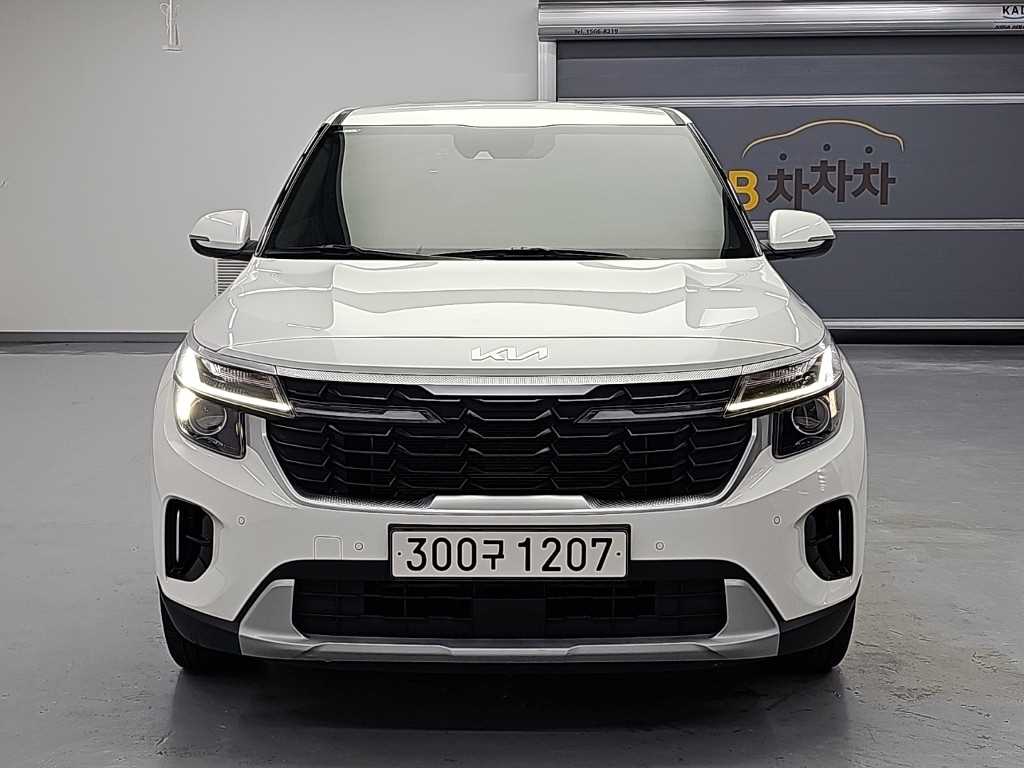 기아 셀토스 가솔린 2.0 2WD 트렌디 사진 2/19