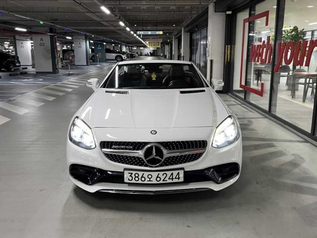 벤츠 SLC 클래스 SLC 200 사진 2/17