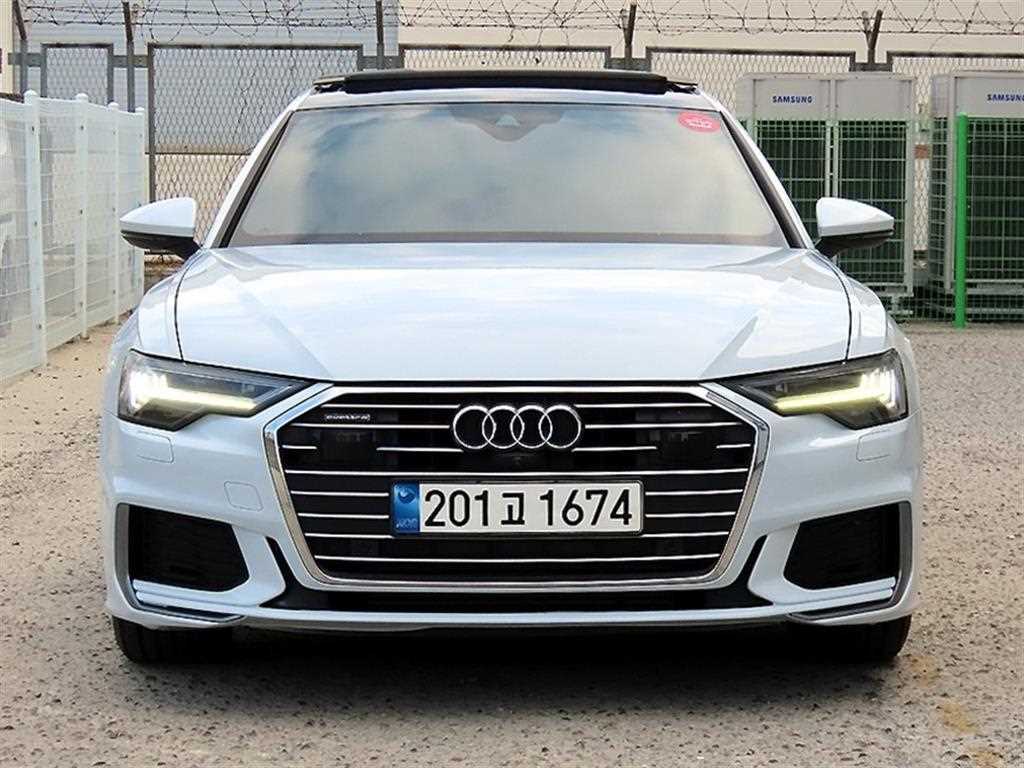 아우디 A6 45 TFSI 콰트로 프리미엄 사진