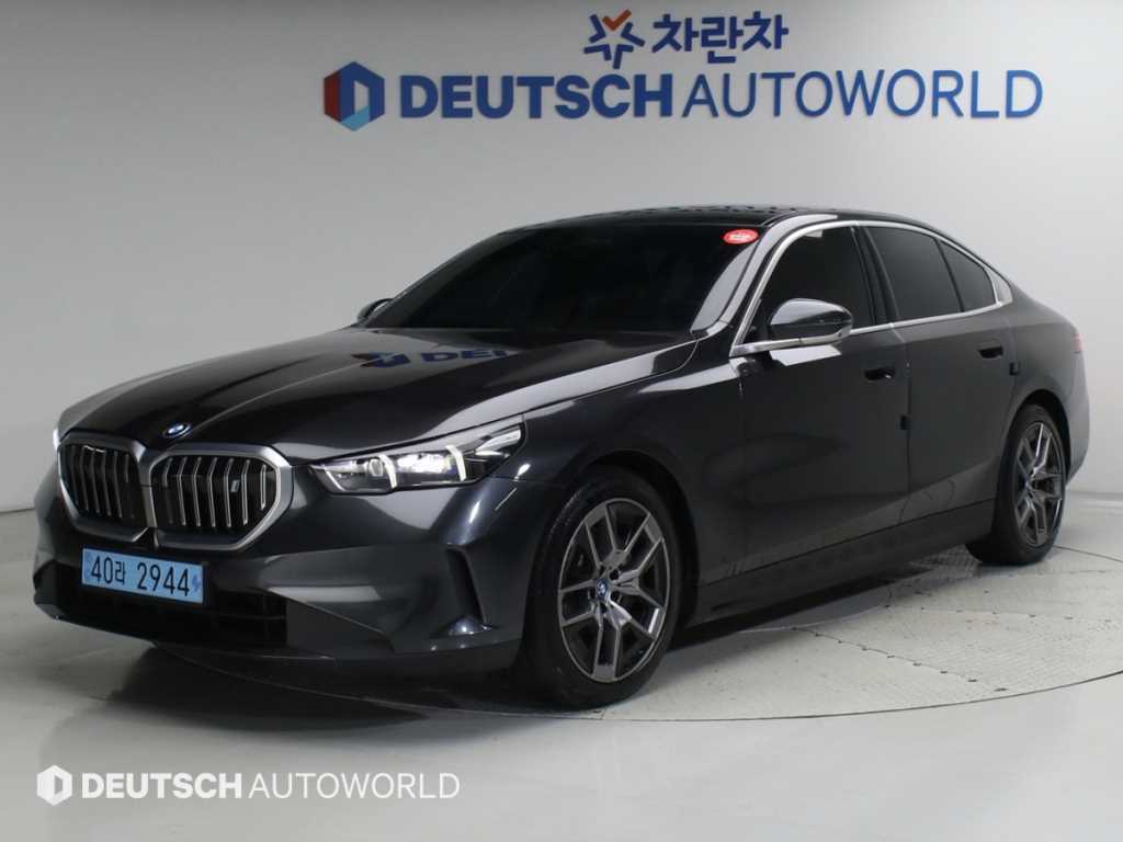 BMW i5 eDrive 40 기본형 사진