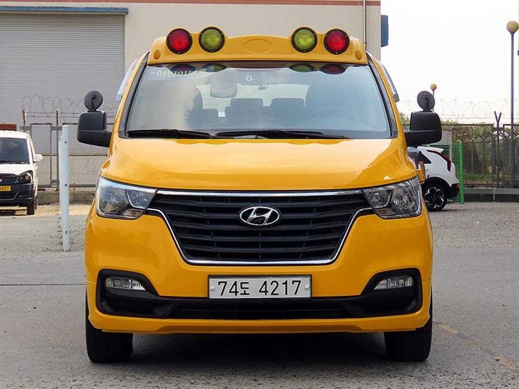 현대 스타렉스 2WD 웨건 12인승 LPi 스마트 사진