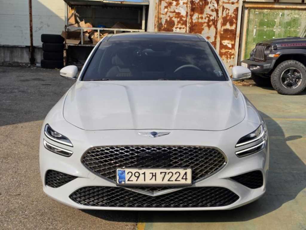 제네시스 G70 가솔린 2.0T 2WD 사진 2/10