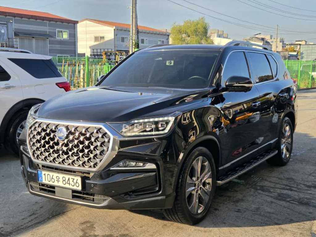 KGM 렉스턴 디젤 2.2 4WD 프레스티지 사진 2/20
