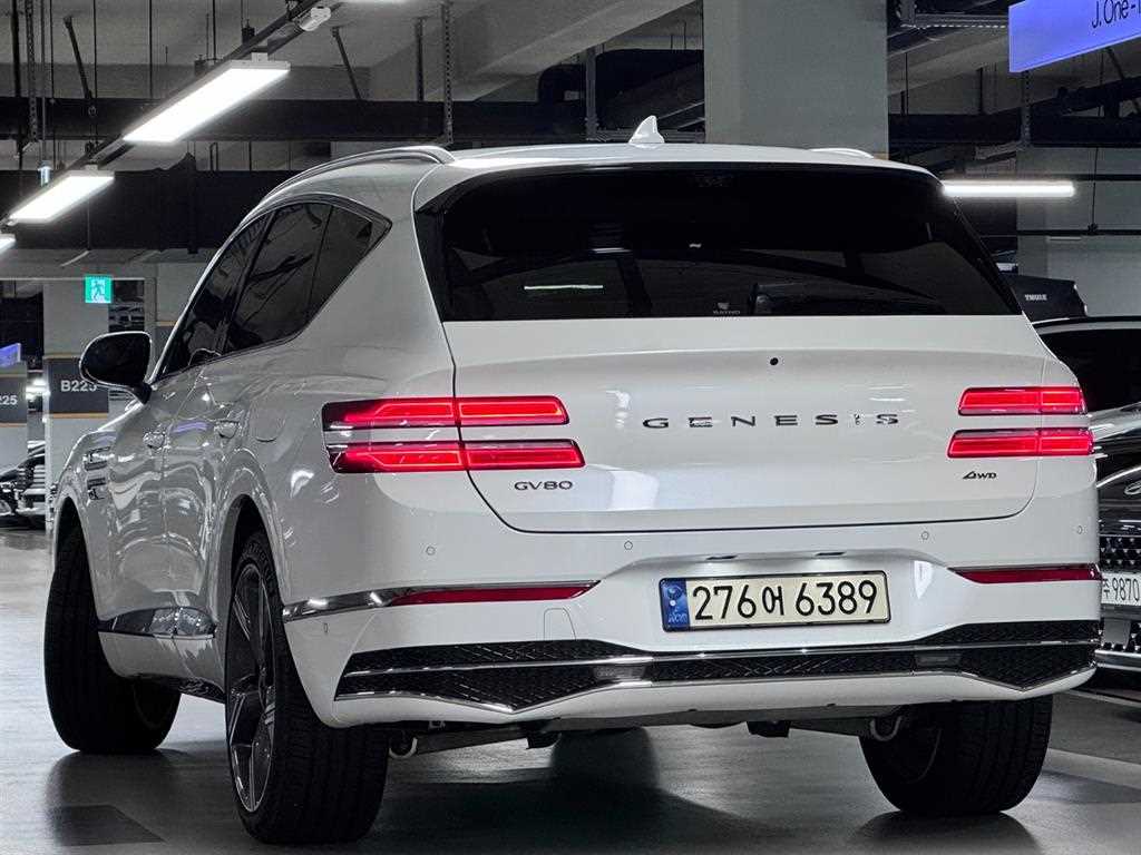 제네시스 GV80 가솔린 2.5T AWD 사진 2/20