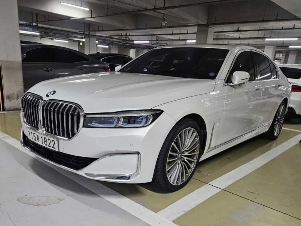 BMW 7시리즈 740i 디자인 퓨어 엑설런스 사진 2/7