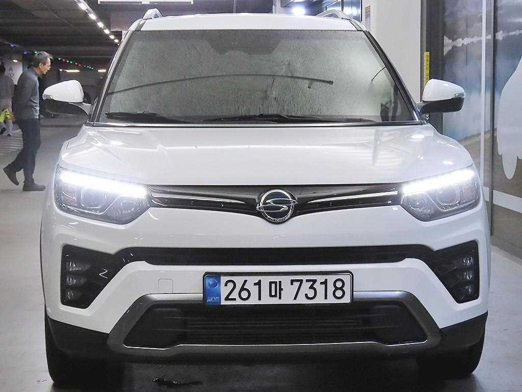 KGM 티볼리 2WD 가솔린 1.5 A1 사진 2/19