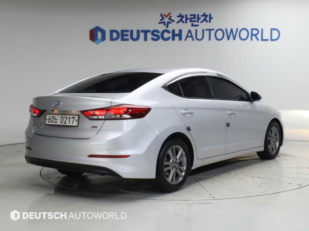 현대 아반떼 1.6 GDI 스마트 스페셜 사진 2/20